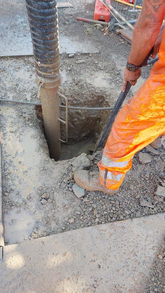 Hydro Excavation - Avoiding Water Mains (4)