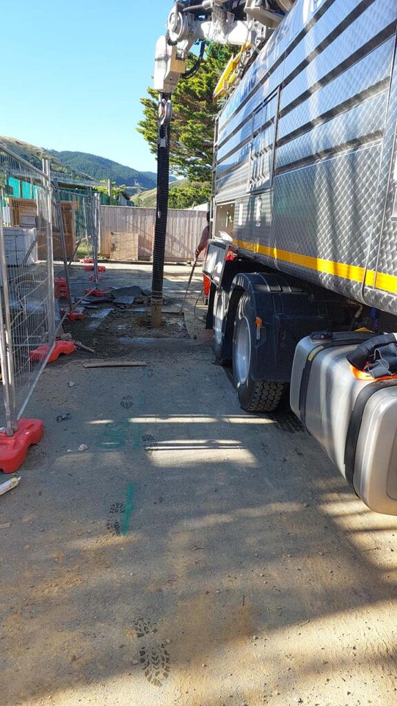 Hydro Excavation - Avoiding Water Mains (5)