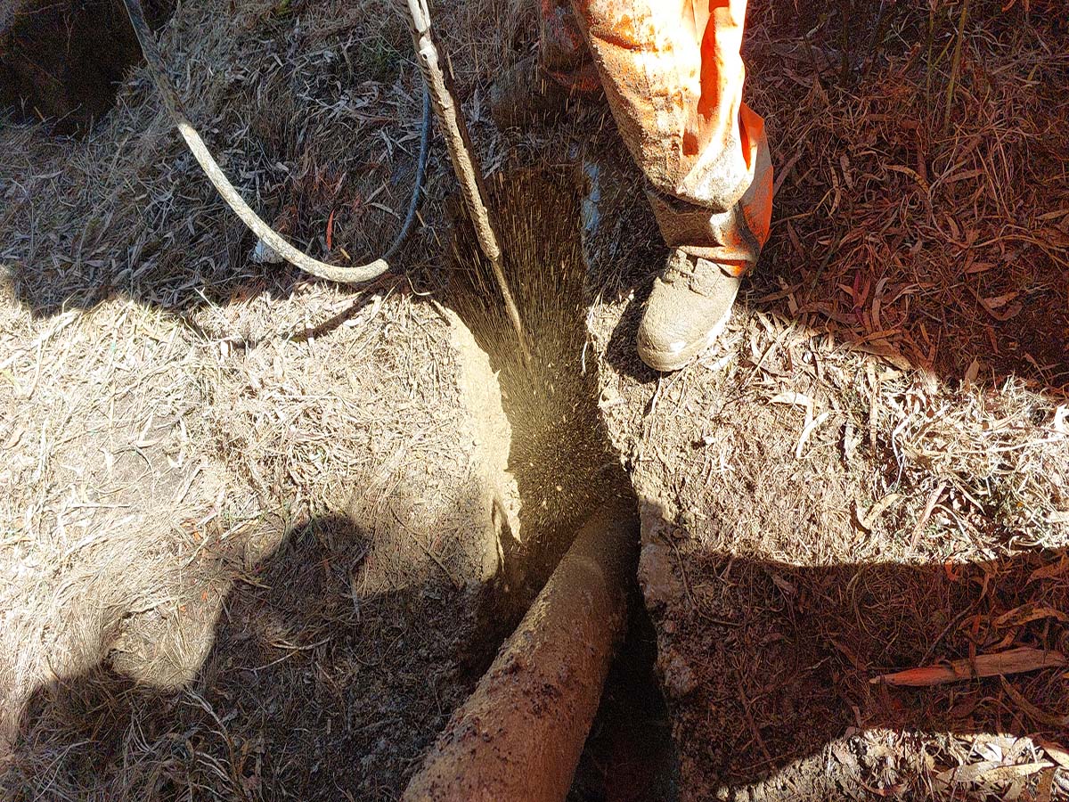 Hydro Excavation - Avoiding Water Mains - (Featured Image 2)